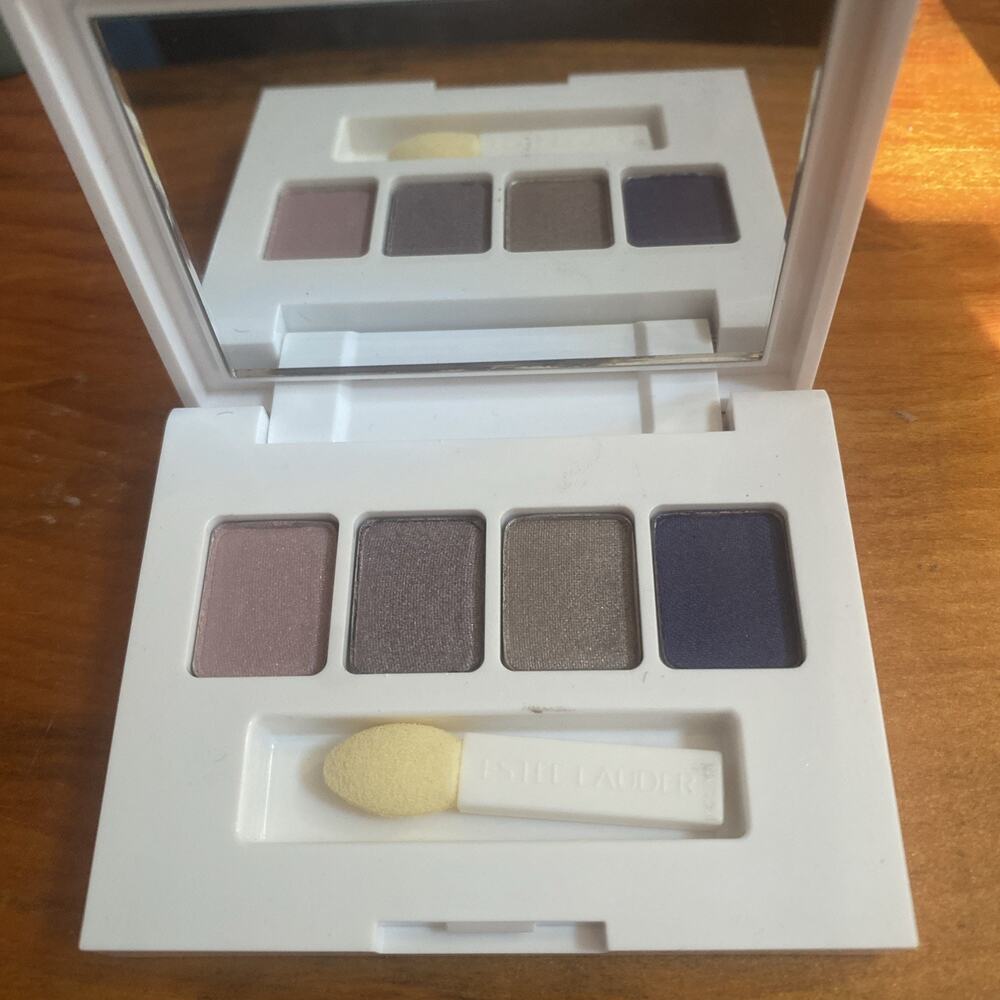 Lilly Pulitzer For Estée Lauder Pure Color Eye Shadow Quad 13, 26, 63,9 - Picture 3 of 3